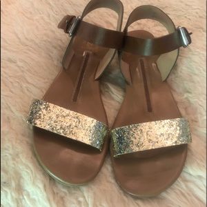 New Direction metallic sandals